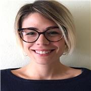 Laureata in Traduzione e Interpretazione all'Università di Trieste impartisce lezioni di inglese per tutti i livelli